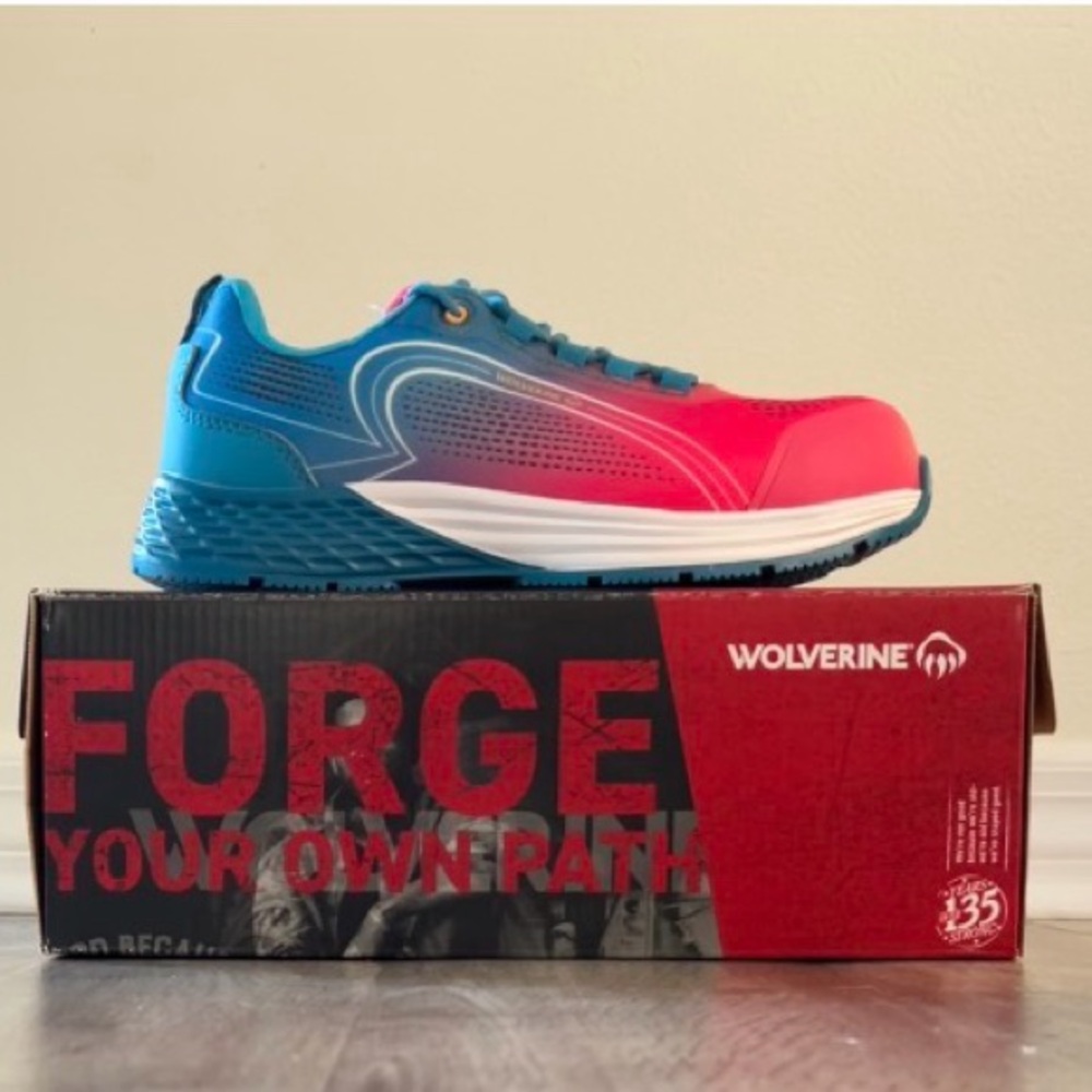 NWT Wolverine Women’s Dash Composite Toe - Watermelon/Blue - US 8M
